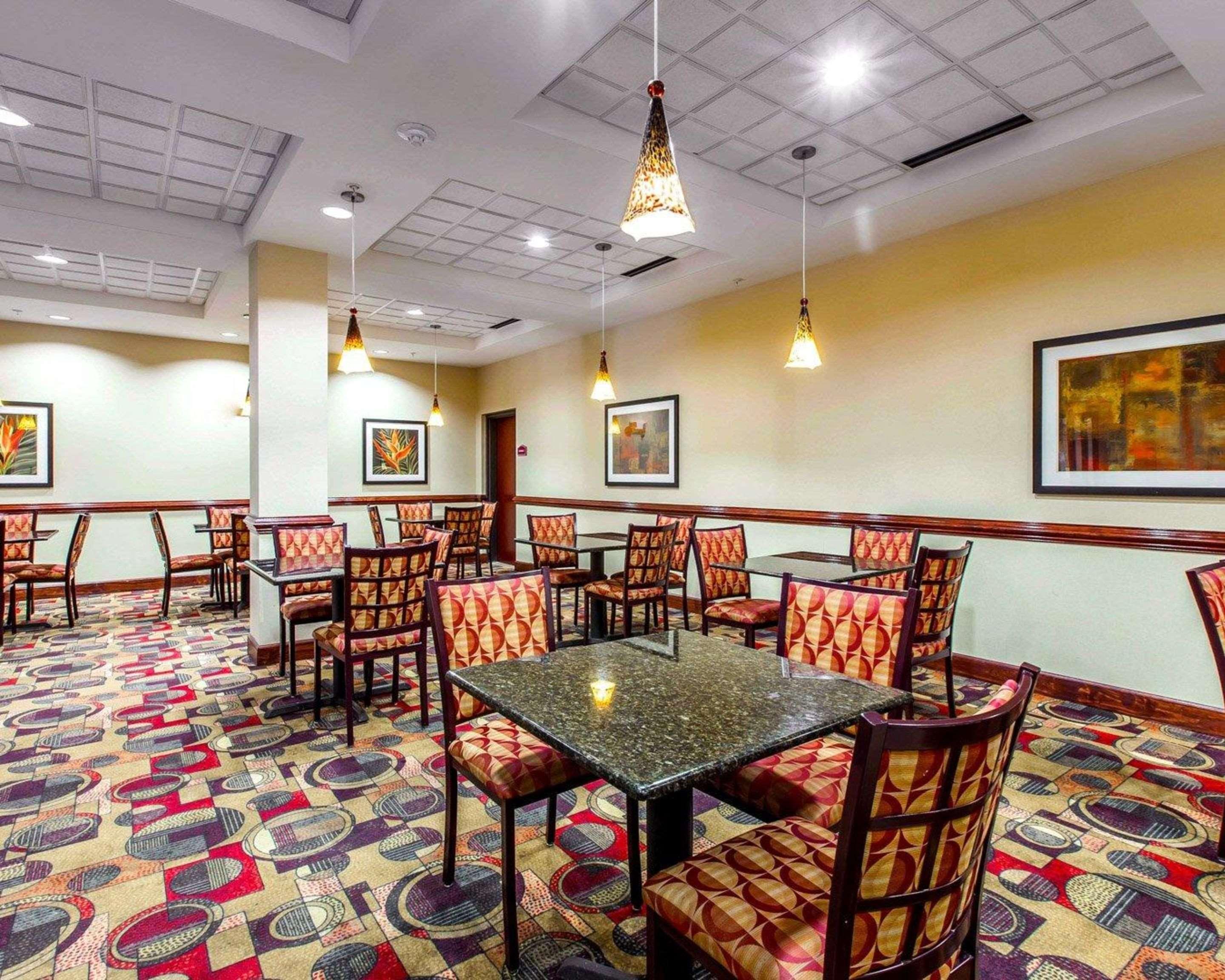 Comfort Suites Waycross Exterior foto