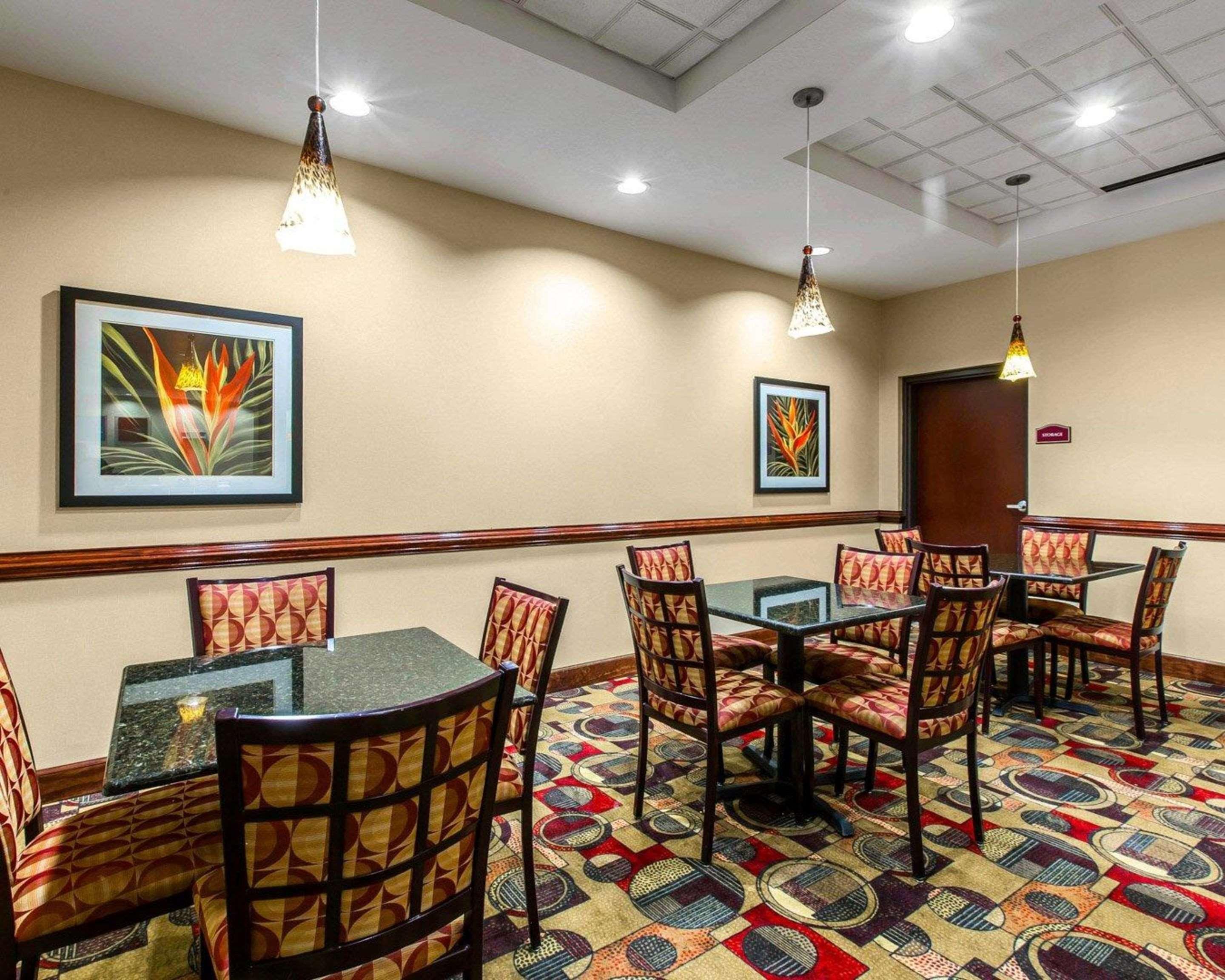 Comfort Suites Waycross Exterior foto