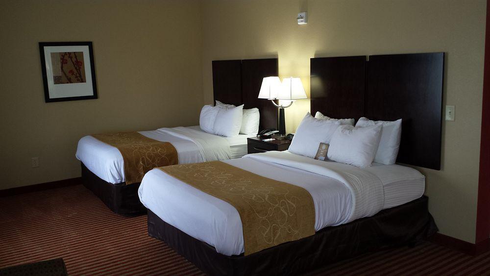 Comfort Suites Waycross Exterior foto